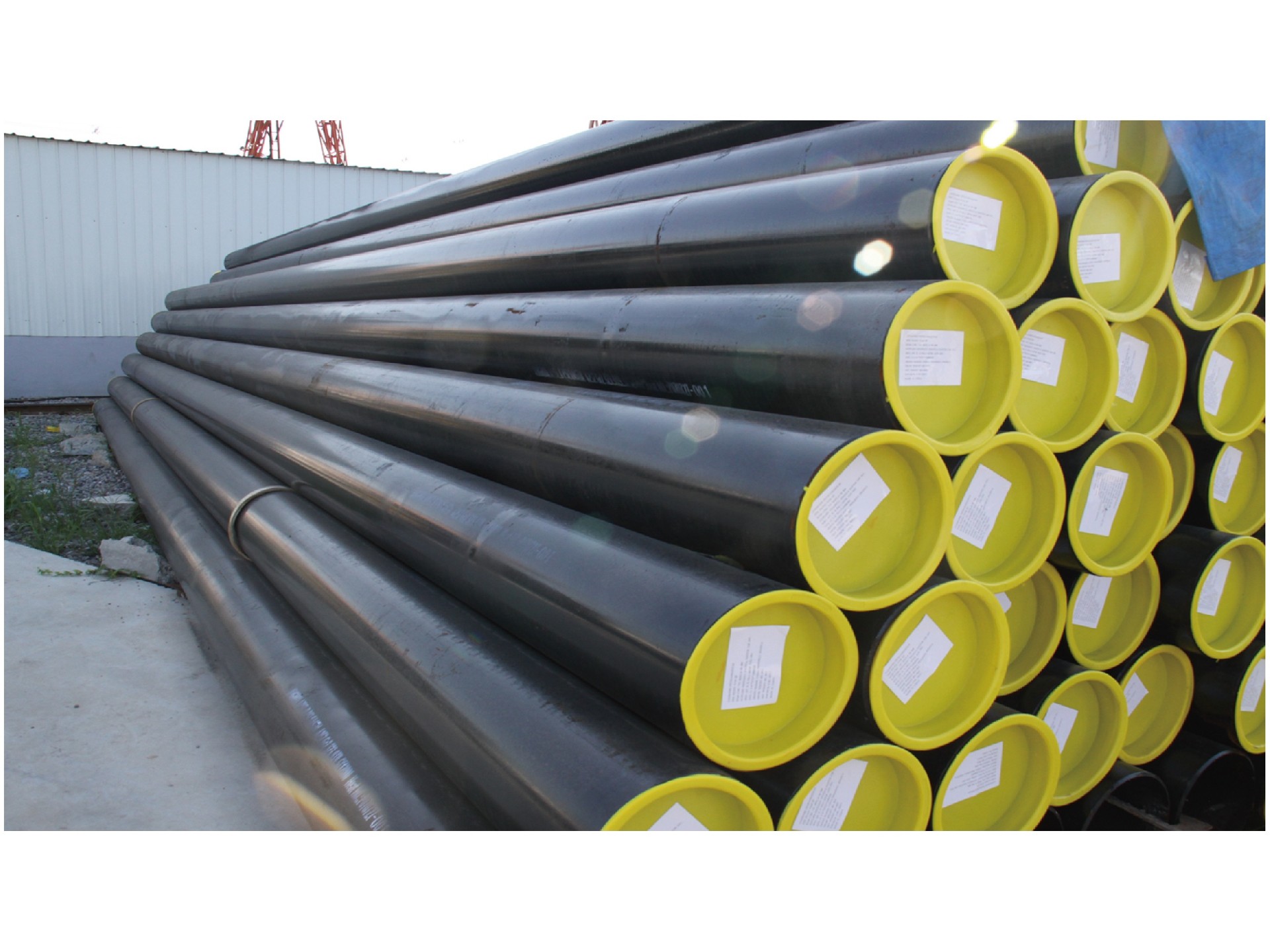Anti-corrosion pipe